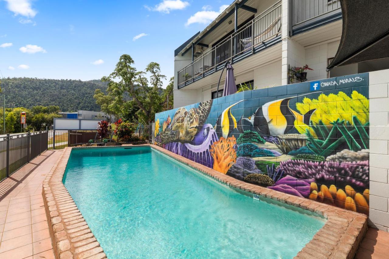 Whitsunday Waterfront Apartments Airlie Beach Exterior foto
